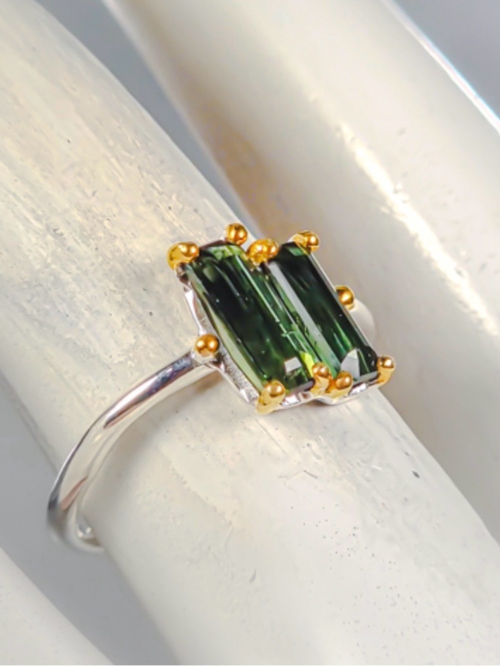 ! Green Tourmaline Ring - Picture 2 of 15